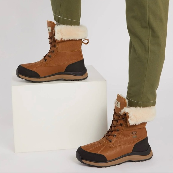 New in Box UGG Zaylee Women Boots CHE Size 7 Waterproof - Picture 2 of 13